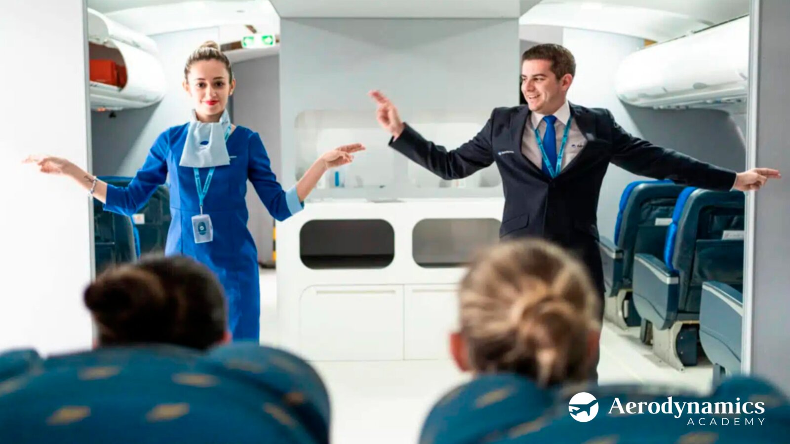 Curso de Programa especial azafatas de vuelo, auxiliares masculinos de vuelo (TCP)
