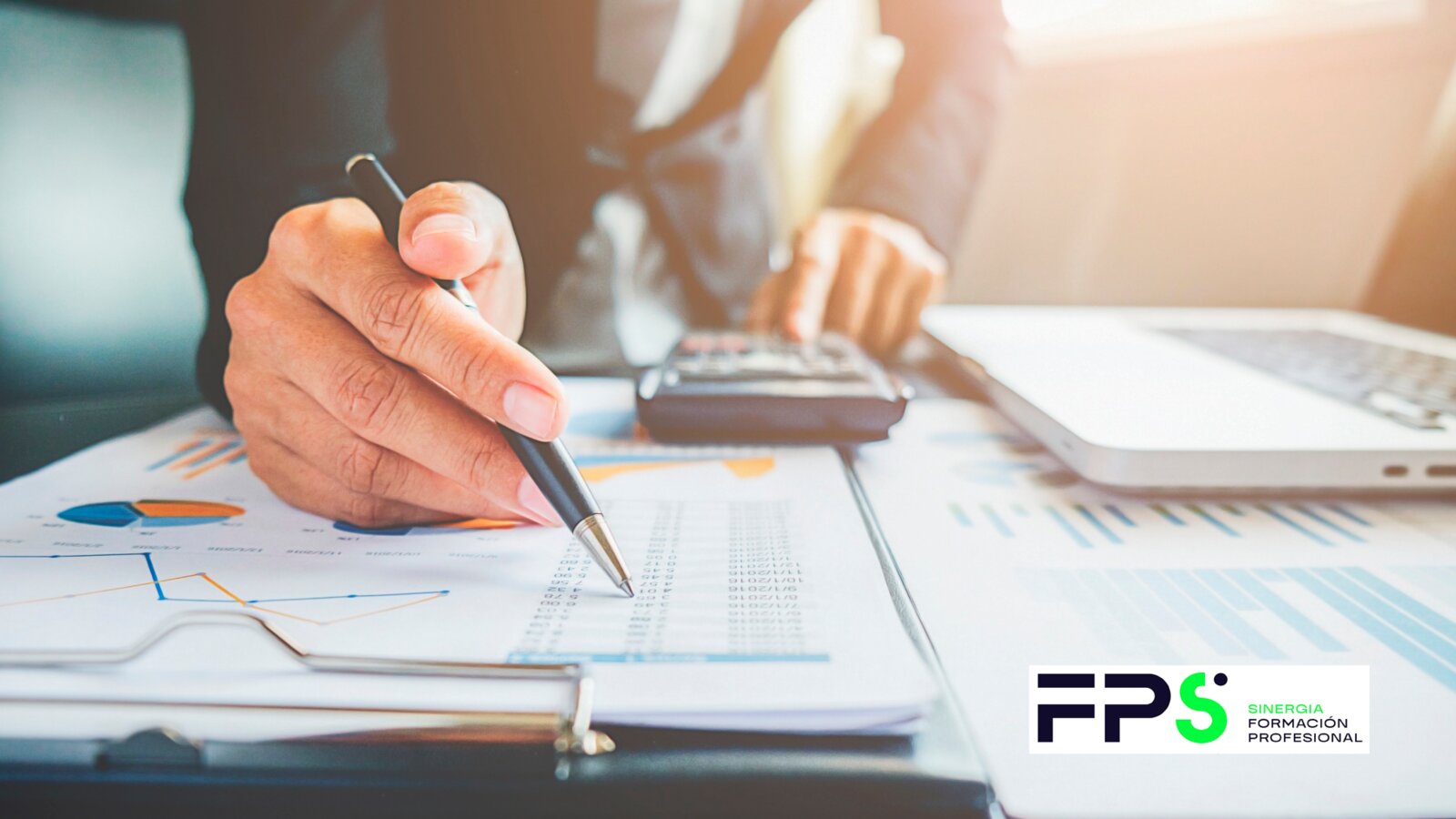 Formación profesional de Técnico Superior en Administración y Finanzas - Online